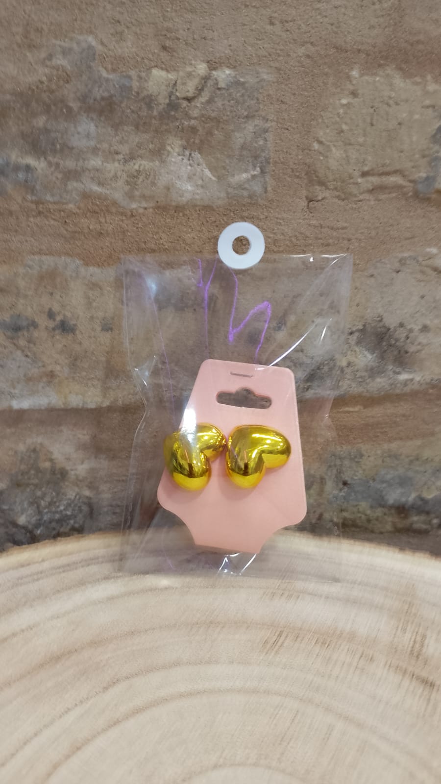 Orecchini a cuore design elegante bigiotteria qualità materiali anallergici - Nonsolocosmesi www.nonsolocosmesi.it
