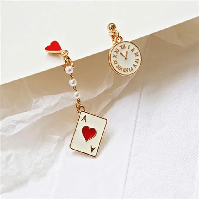 Orecchini "Carta da gioco con orologio"