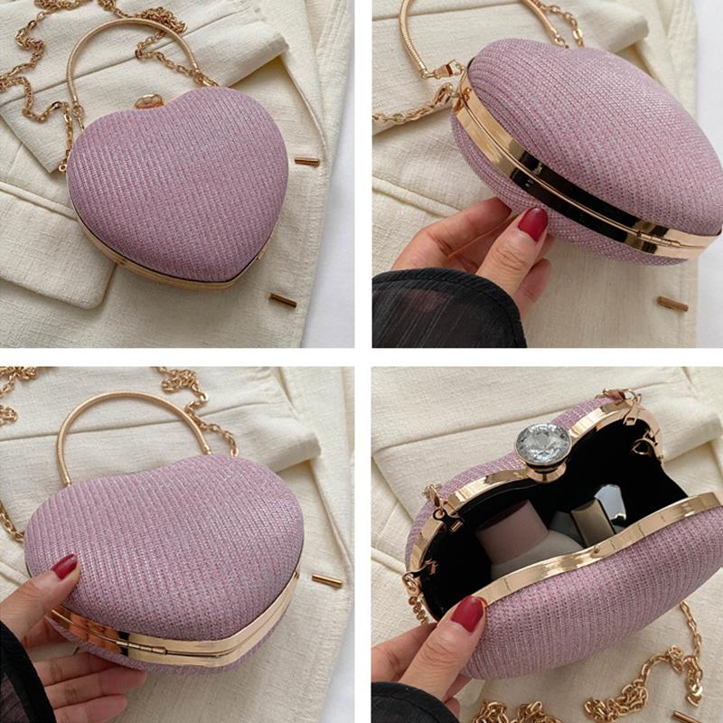 Clutch Cuore Rosa Glitterata con Catena Dorata e Chiusura Gioiello in strass