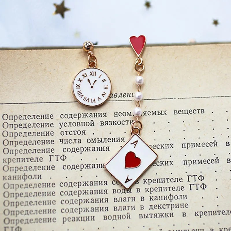 Orecchini "Carta da gioco con orologio"